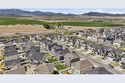 87 E Meandering Way, Saratoga Springs, UT 84045 - Photo 47