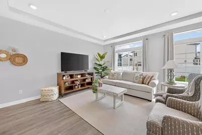 87 E Meandering Way, Saratoga Springs, UT 84045 - Photo 7