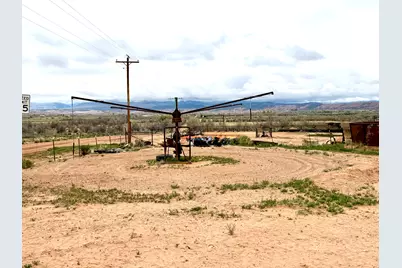 8457 E 6000 N, Lapoint, UT 84039 - Photo 33