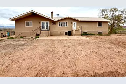 8457 E 6000 N, Lapoint, UT 84039 - Photo 5