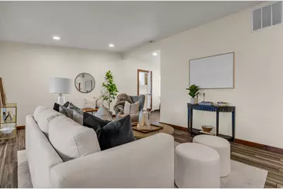 3040 E 4430 S, Holladay, UT 84124 - Photo 7