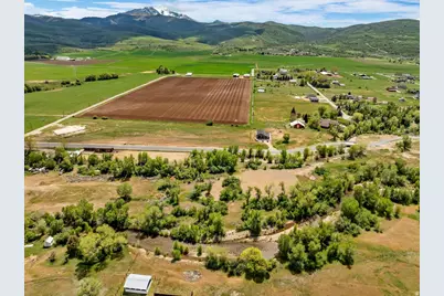 9378 E 850 S #303, Huntsville, UT 84317 - Photo 9