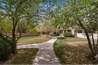 1418 E Eagle Cliff Ct, Sandy, UT 84092 - Photo 35