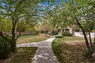 1418 E Eagle Cliff Ct, Sandy, UT 84092 - Photo 35