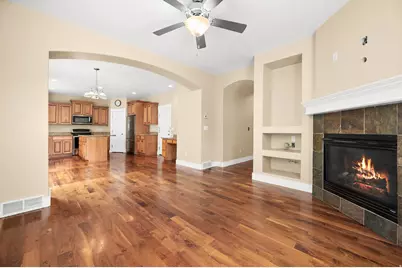 1418 E Eagle Cliff Ct, Sandy, UT 84092 - Photo 11