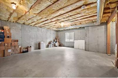 1418 E Eagle Cliff Ct, Sandy, UT 84092 - Photo 27
