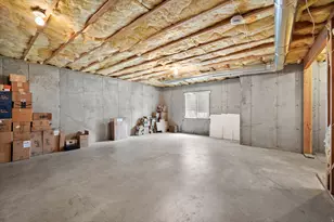 1418 E Eagle Cliff Ct, Sandy, UT 84092 - Photo 27