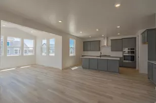 2158 E Granite Ln, Eagle Mountain, UT 84005 - Photo 3