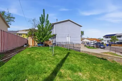 9169 W Copper Cove Cir, Magna, UT 84044 - Photo 25
