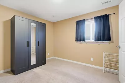 9169 W Copper Cove Cir, Magna, UT 84044 - Photo 9