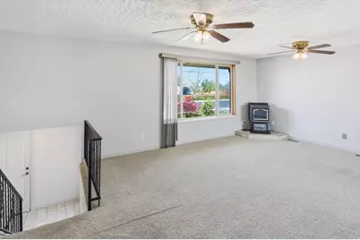 5396 S 4700 W, Hooper, UT 84315 - Photo 29