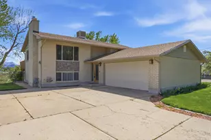 5396 S 4700 W, Hooper, UT 84315 - Photo 1