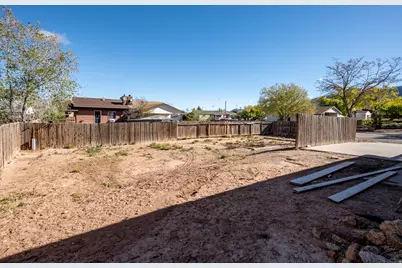 386 W Frontier Cir, Cedar City, UT 84721 - Photo 31