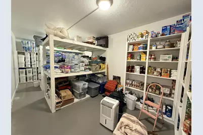 995 S 230 E, Panguitch, UT 84759 - Photo 47