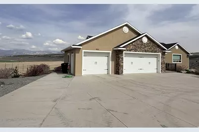 995 S 230 E, Panguitch, UT 84759 - Photo 3