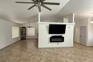689 W 2050 S, Hurricane, UT 84737 - Photo 7