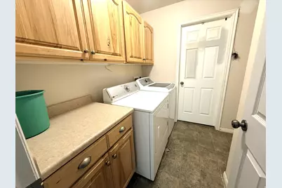 689 W 2050 S, Hurricane, UT 84737 - Photo 11