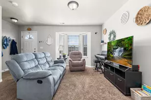 987 S 1850 W, Springville, UT 84663 - Photo 3