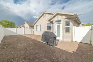 717 N Bradford Dr, North Salt Lake, UT 84054 - Photo 19