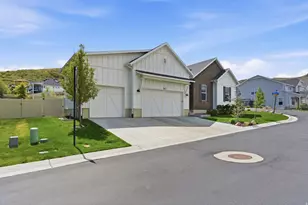 4821 W Juniper Bend Cir S, Herriman, UT 84096 - Photo 1