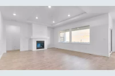 4125 N 560 W #009, Erda, UT 84074 - Photo 9