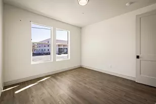 443 W 400 N, Salt Lake City, UT 84103 - Photo 13