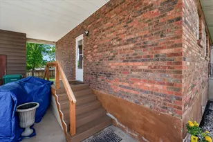 184 E 1150 N, Layton, UT 84040 - Photo 33