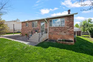 184 E 1150 N, Layton, UT 84040 - Photo 1