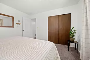 184 E 1150 N, Layton, UT 84040 - Photo 11