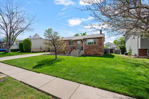184 E 1150 N, Layton, UT 84040 - Photo 31