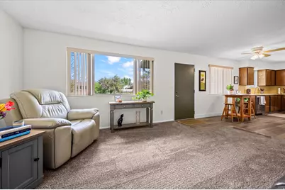 184 E 1150 N, Layton, UT 84040 - Photo 9