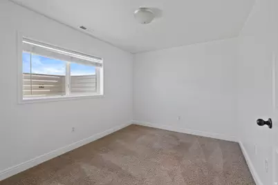 2253 Lone Tree Pkwy, Eagle Mountain, UT 84005 - Photo 37