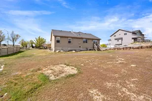 2253 Lone Tree Pkwy, Eagle Mountain, UT 84005 - Photo 5