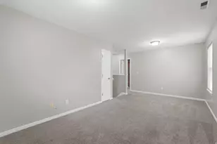 7915 N Geronimo Dr W, Lehi, UT 84005 - Photo 19