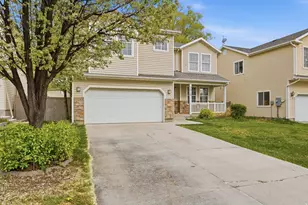 7915 N Geronimo Dr W, Lehi, UT 84005 - Photo 3