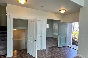 816 N 2175 W, Layton, UT 84041 - Photo 15
