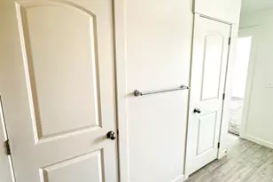 816 N 2175 W, Layton, UT 84041 - Photo 45
