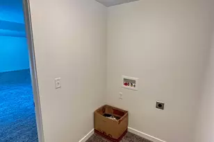 816 N 2175 W, Layton, UT 84041 - Photo 21