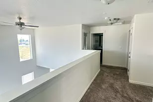 816 N 2175 W, Layton, UT 84041 - Photo 31