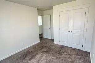 816 N 2175 W, Layton, UT 84041 - Photo 29