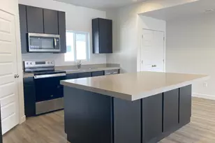 4566 W Pleasant Pne Ct, Salt Lake City, UT 84120 - Photo 11