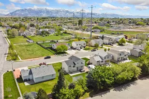 2029 N 1720 W, Clinton, UT 84015 - Photo 35