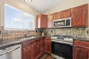 2029 N 1720 W, Clinton, UT 84015 - Photo 13
