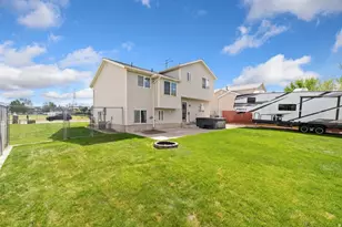 2029 N 1720 W, Clinton, UT 84015 - Photo 33