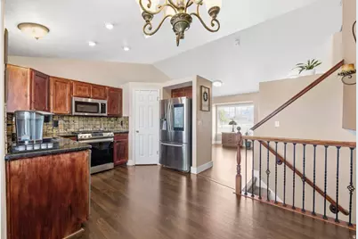 2029 N 1720 W, Clinton, UT 84015 - Photo 13