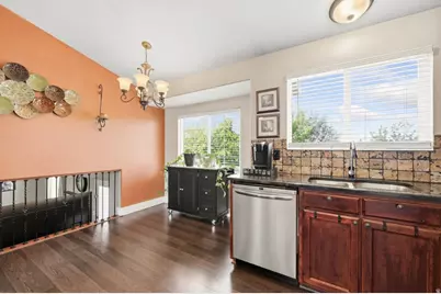 2029 N 1720 W, Clinton, UT 84015 - Photo 15