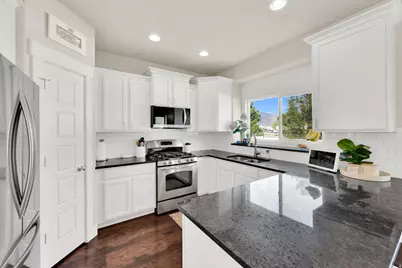 1771 S 1820 W, Woods Cross, UT 84087 - Photo 7