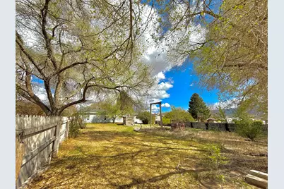 20 S 200 W, Bicknell, UT 84715 - Photo 15