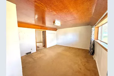 20 S 200 W, Bicknell, UT 84715 - Photo 9