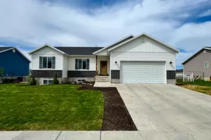 1104 S 150 W, Tremonton, UT 84337 - Photo 1